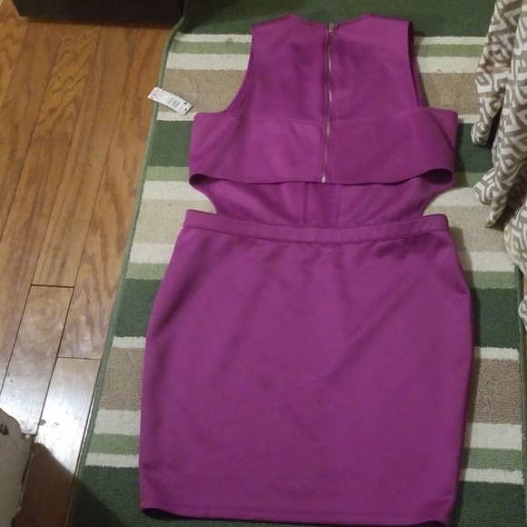 Bodycon dress - Picture 2 of 4